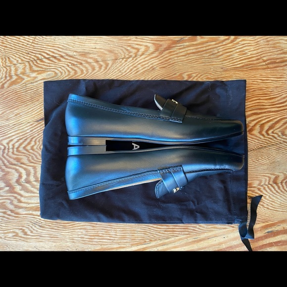 Chanel Mocassins Loafers - Picture 4 of 8